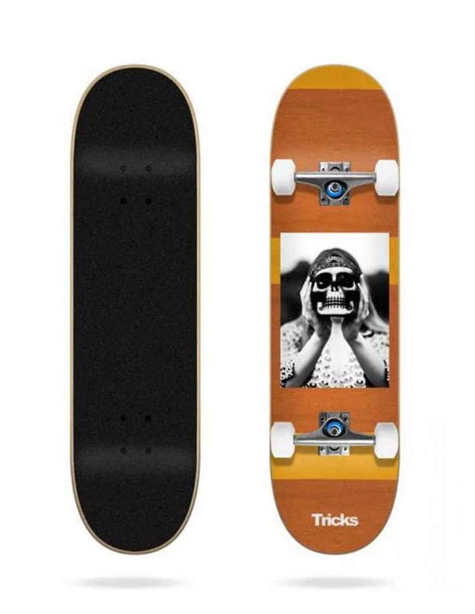 Skateboard Tricks Hippie 8.0" x 31.85" Completo