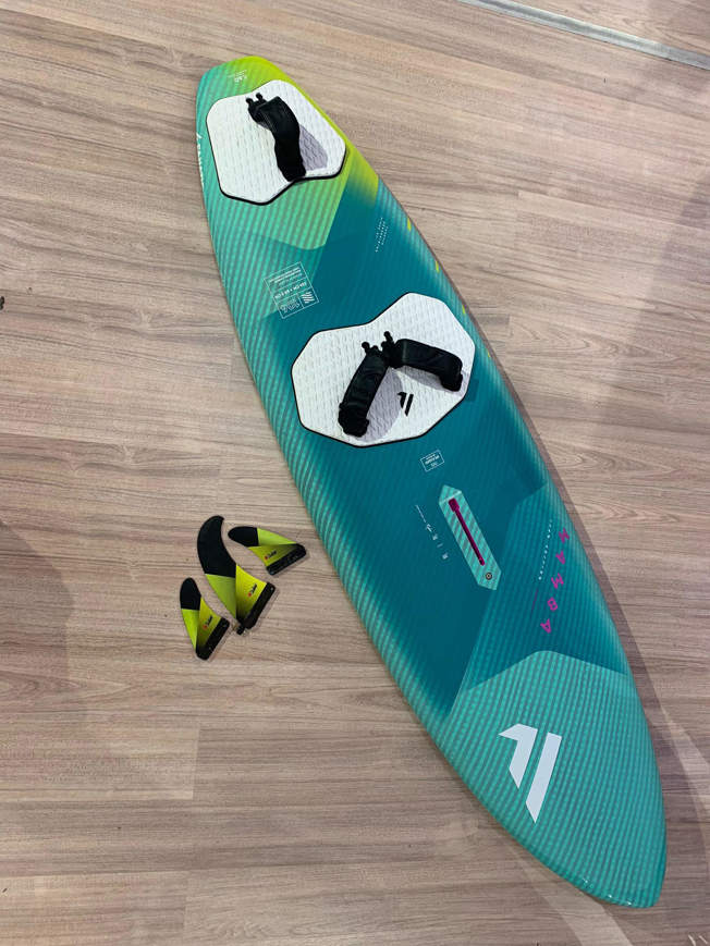 Tavola windsurf 104 litri usata  Mamba edition  Fanatic